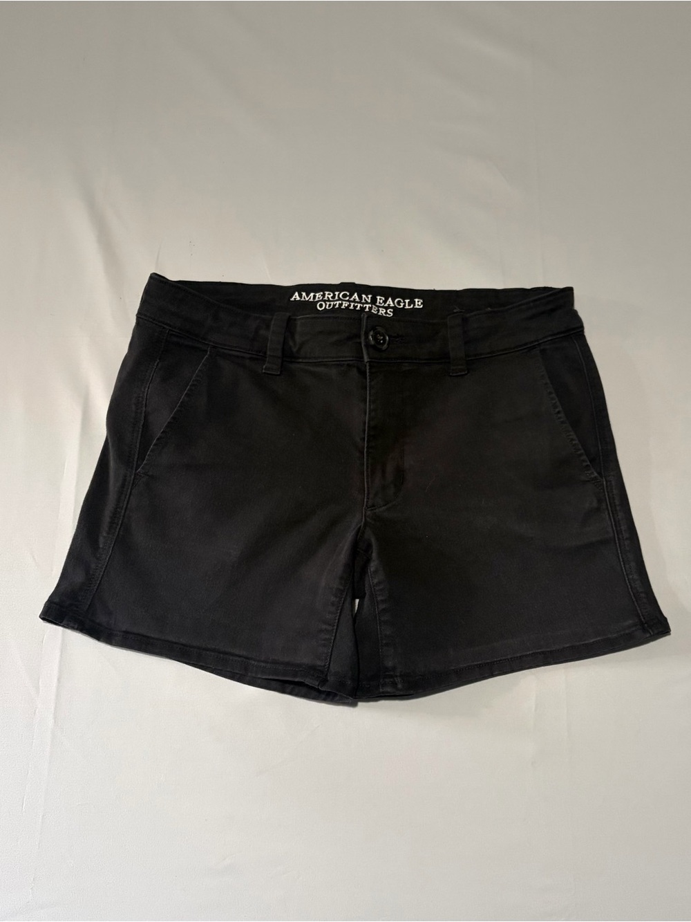 American Eagle Outfitters Black Women’s Chino Shorts